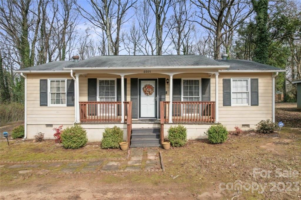 Property image 1 at 6005 Carver Boulevard, Charlotte, NC 28269