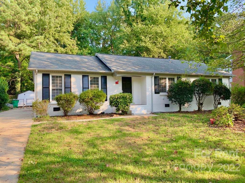 Property image 1 at 2314 Knickerbocker Drive, Charlotte, NC 28212