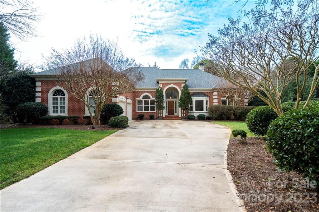 8912 Dove Stand Lane