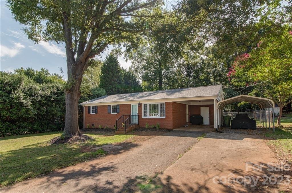 Property image 1 at 107 Ida Street, Belmont, NC 28012