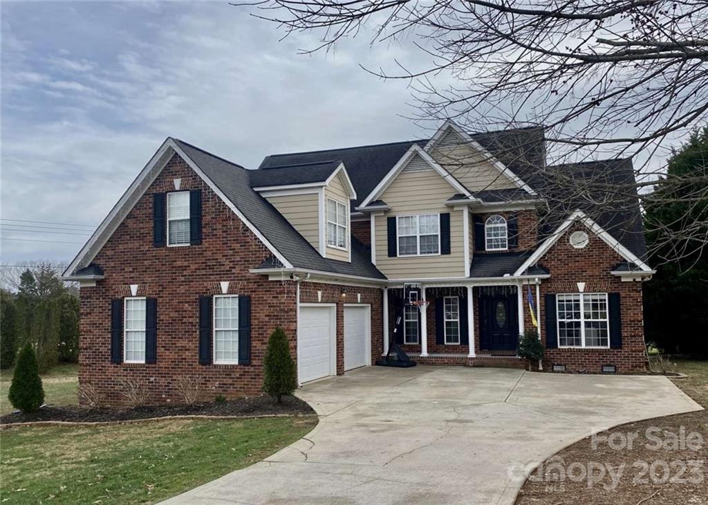 Property image 1 at 184 Eaglecrest Drive, Matthews, NC 28104