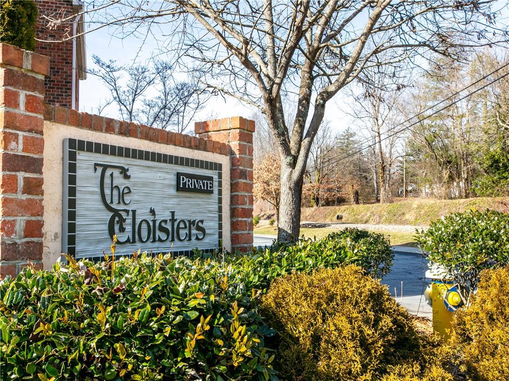 Property image 1 at 252 Wash Creek Drive, Hendersonville, NC 28739