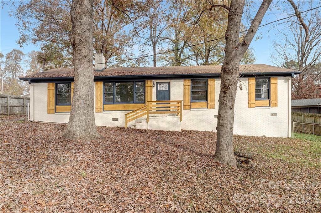 Property image 1 at 104 Delmont Court, Bessemer City, NC 28016