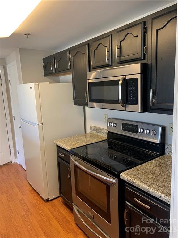 Property image 1 at 1649 Arlyn Circle, Charlotte, NC 28213