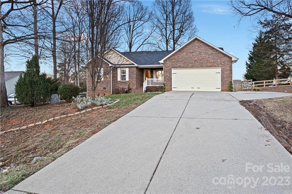 136 Rocky Point Court