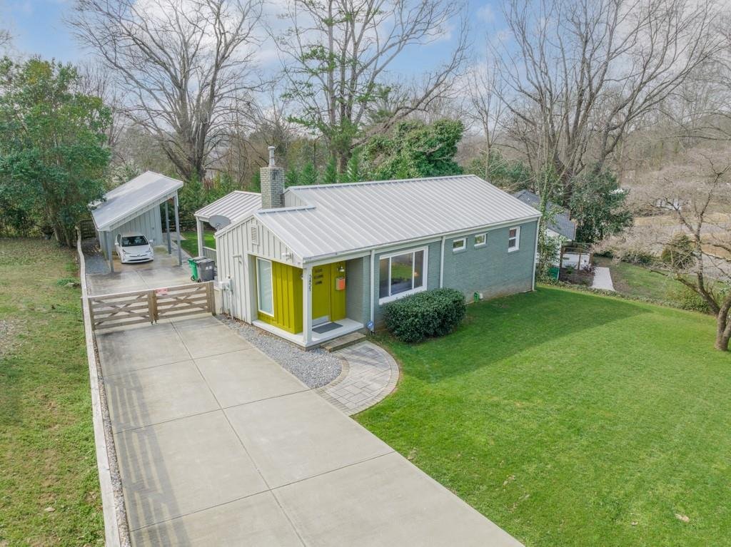 Property image 1 at 3451 Airlie Street, Charlotte, NC 28205