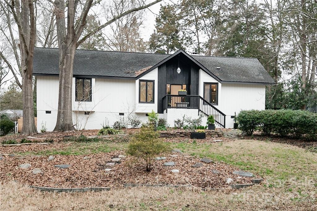 Property image 1 at 2600 Innsbrook Road, Charlotte, NC 28226