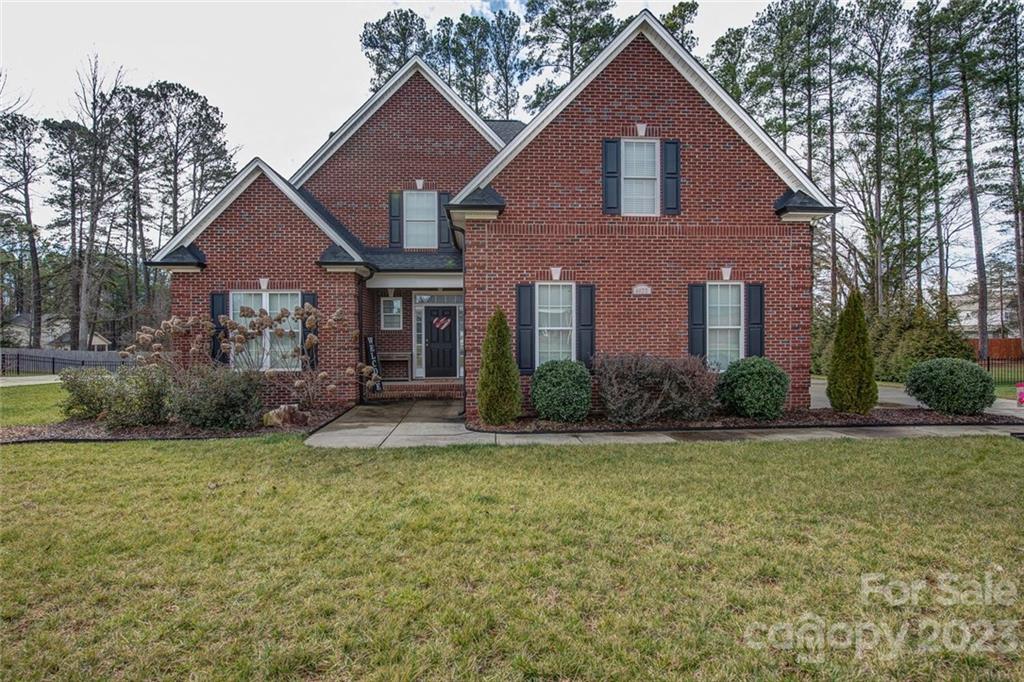 Property image 1 at 4627 Mcdade Lane, Gastonia, NC 28056