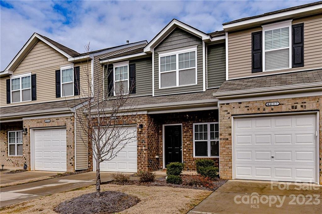 Property image 1 at 4633 Quinton Lane, Charlotte, NC 28269
