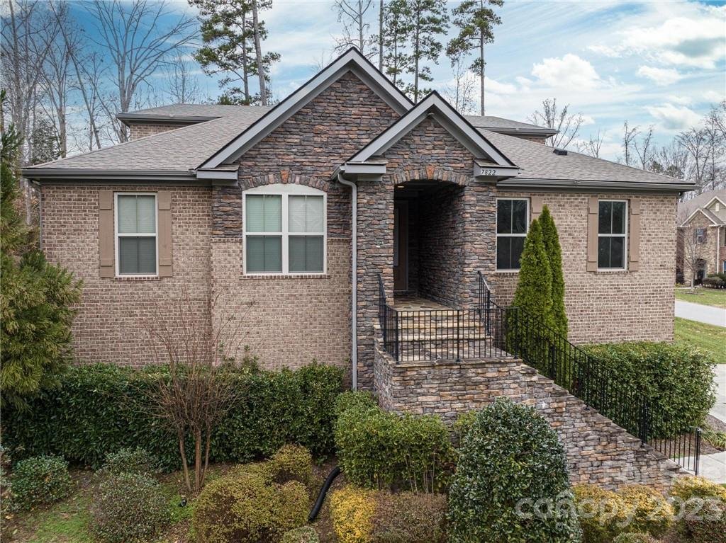 Property image 1 at 7822 Burning Ridge Drive, Stanley, NC 28164