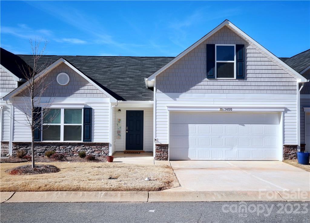 Property image 1 at 1400 Amberlight Circle, Salisbury, NC 28144