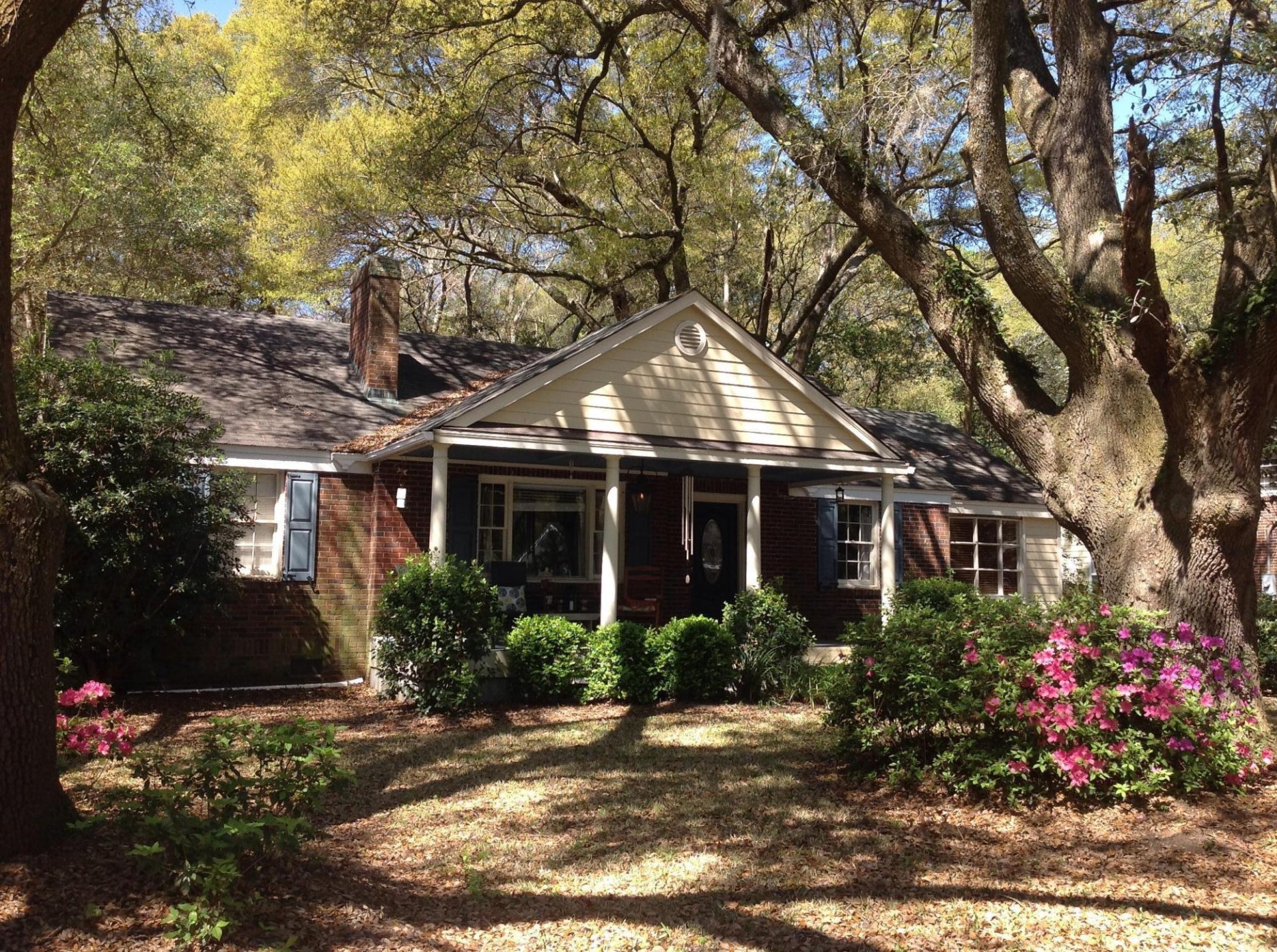 Property image 1 at 233 Yates Avenue, Charleston, SC 29412