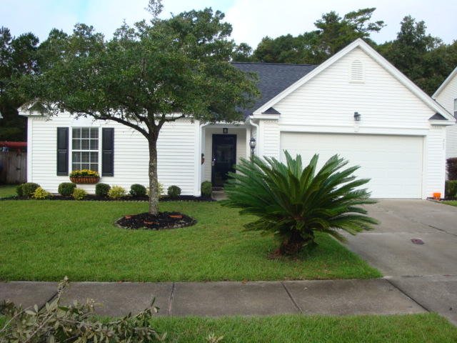 Property image 1 at 205 Burton Avenue, Summerville, SC 29485
