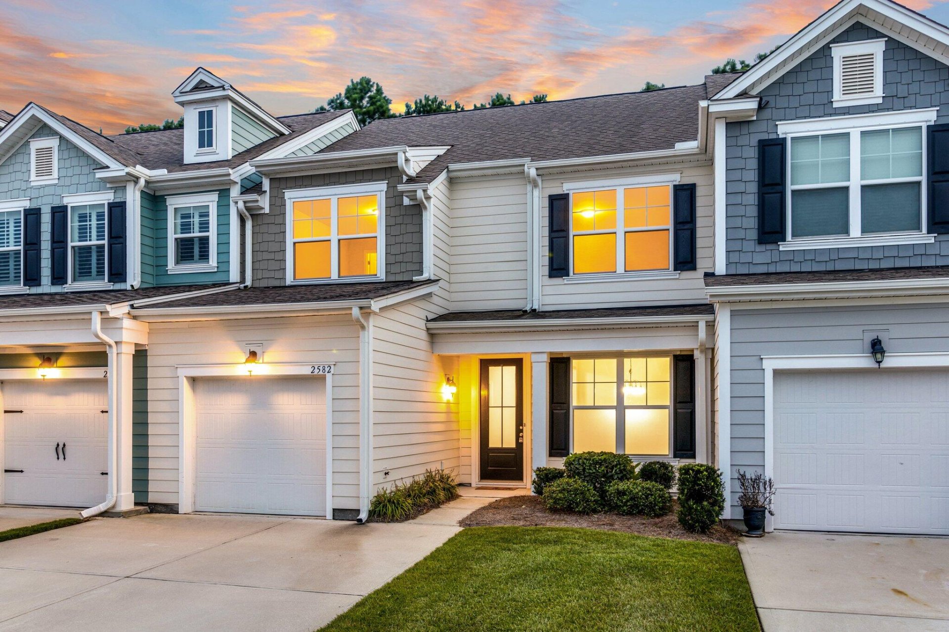 Property image 1 at 2582 Kingsfield Street, Mount Pleasant, SC 29466