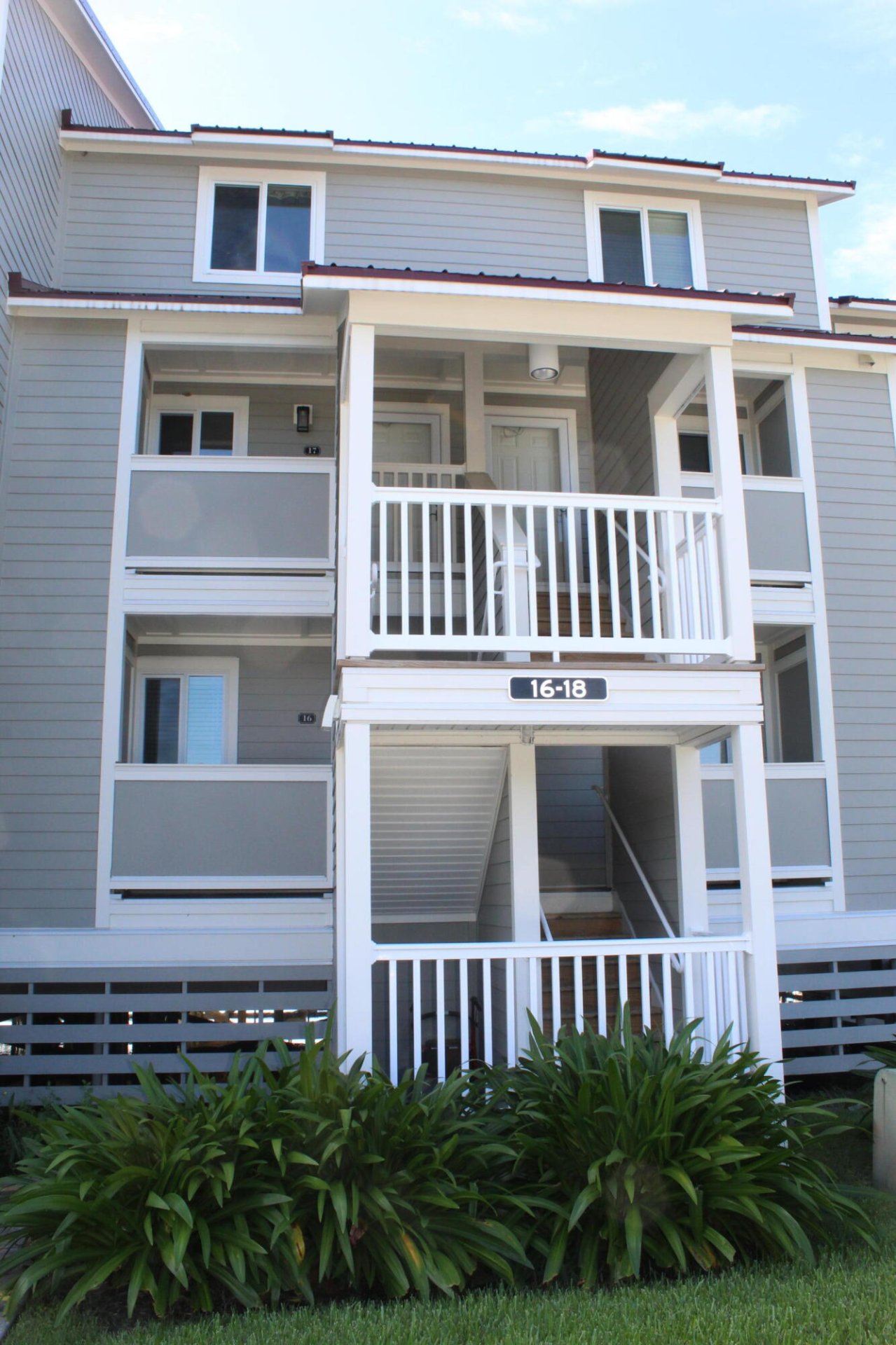 Property at 17 W Mariners Cay, Folly Beach, SC 29439
