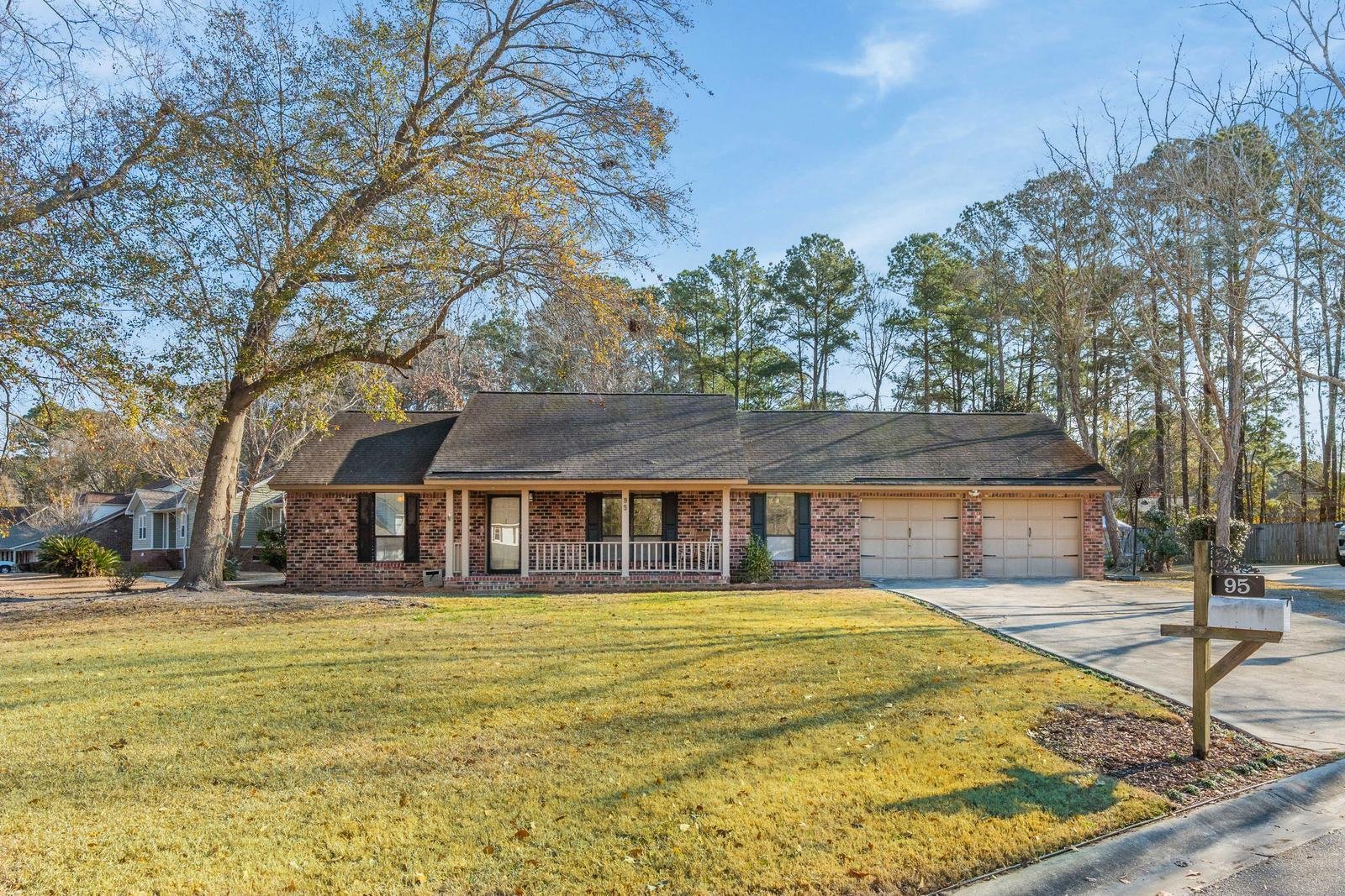 95 Nightingale Manor