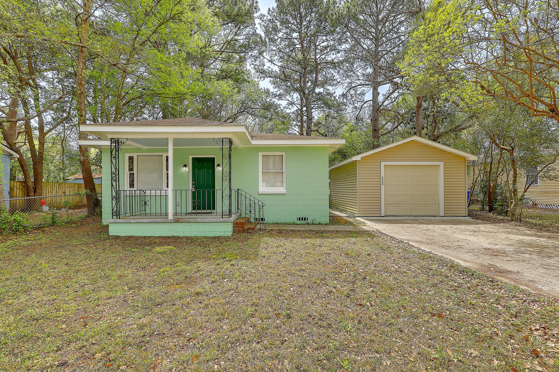 Property image 1 at 1539 Balsam Street, Charleston, SC 29407