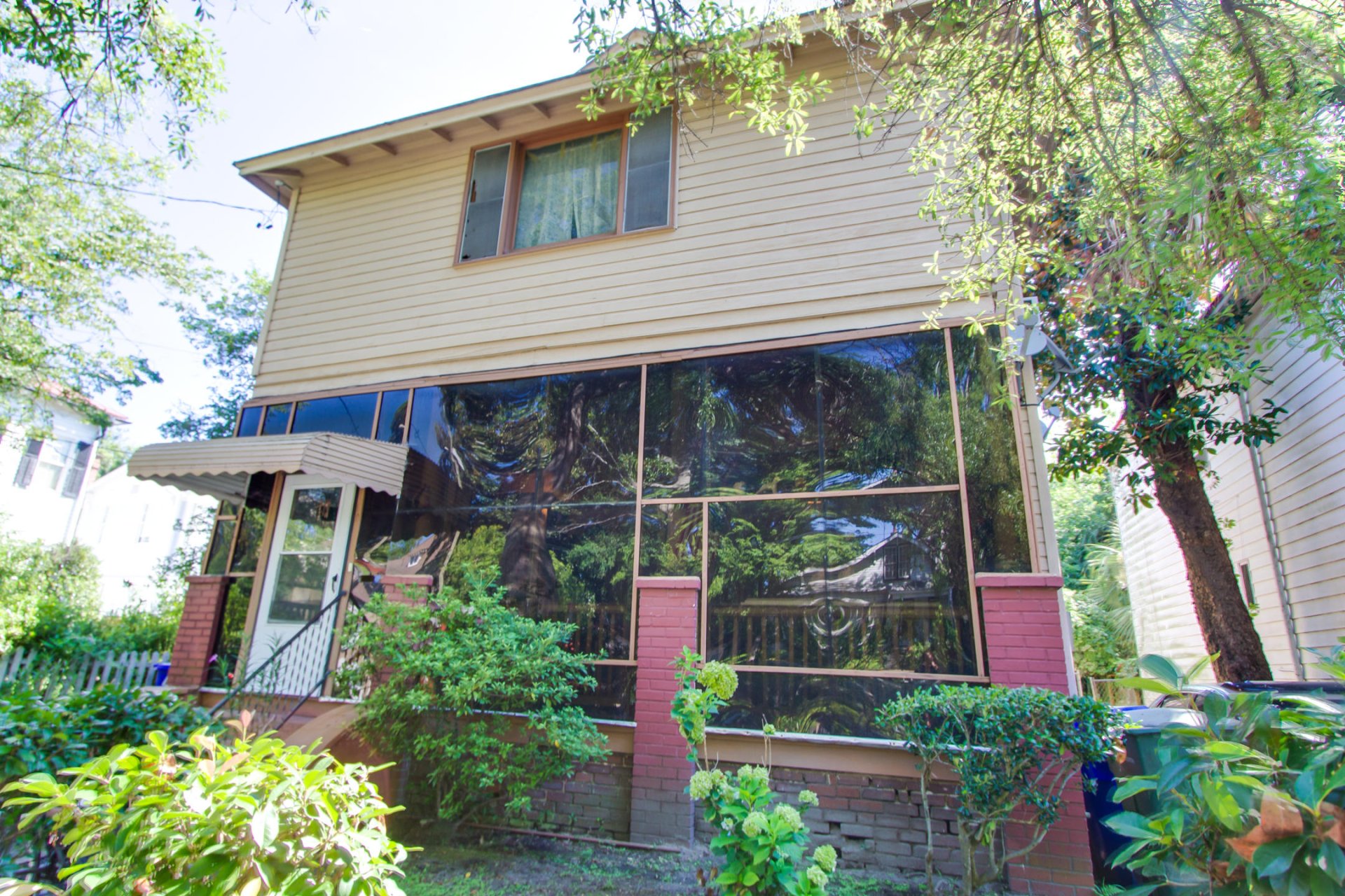 Property image 1 at 10 Elmwood Street, Charleston, SC 29403