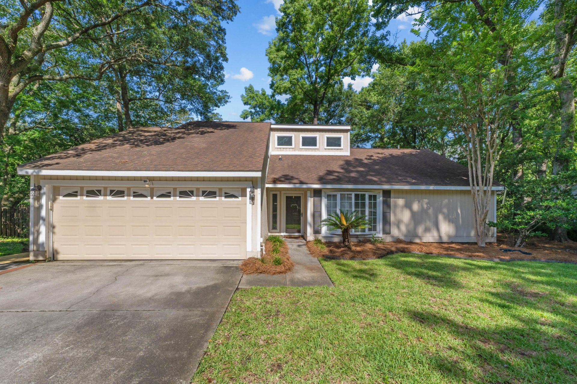 Property image 1 at 1129 Shady Grove Lane, Mount Pleasant, SC 29464