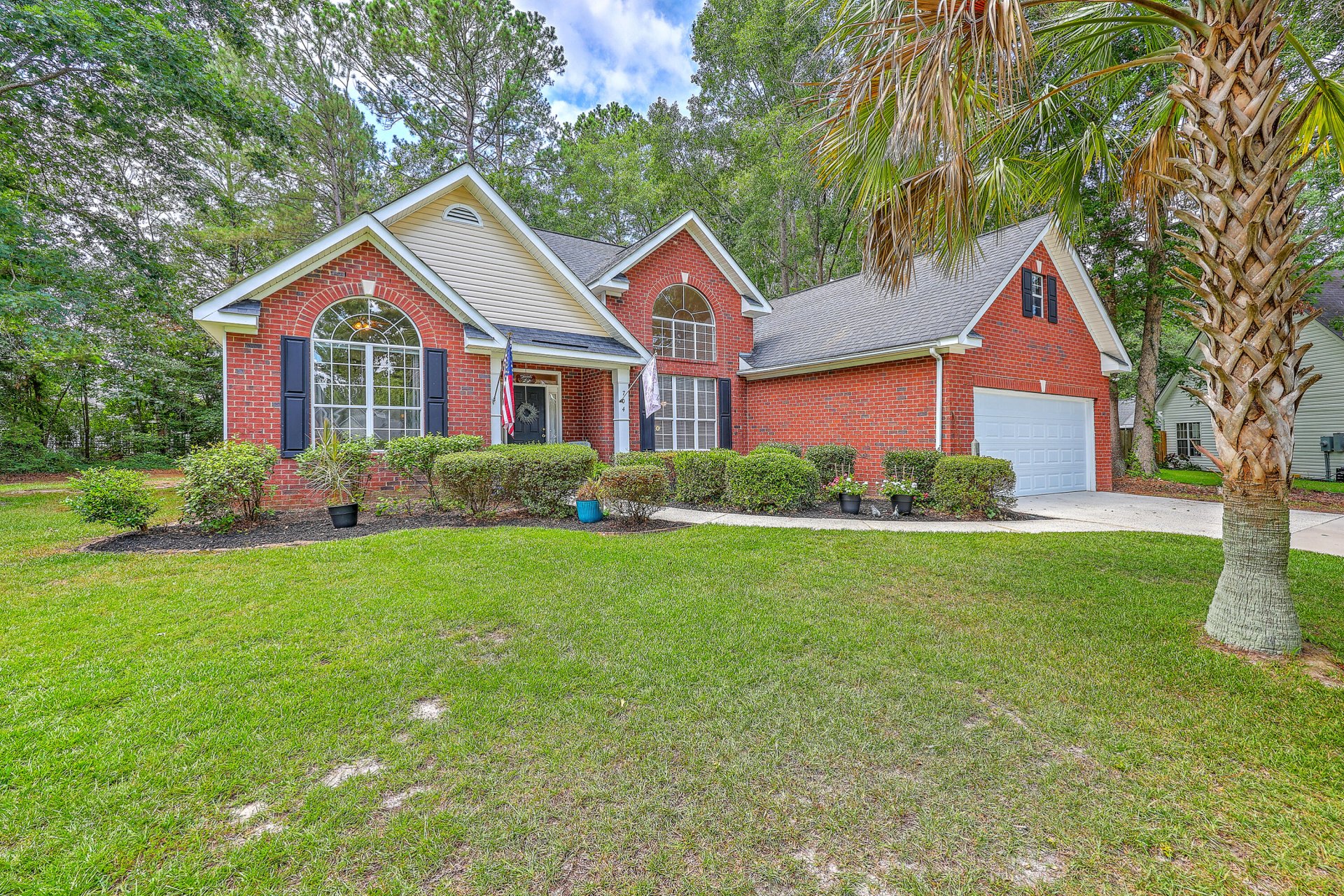 Property image 1 at 704 Pointe Circle, Summerville, SC 29485