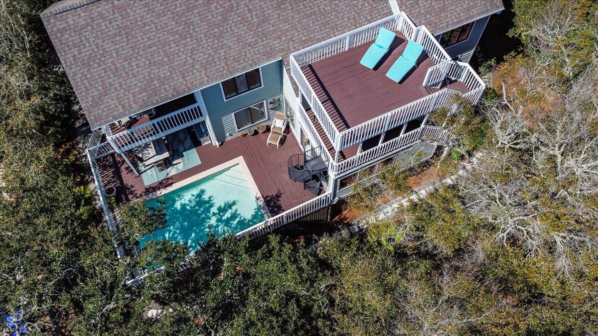 Property image 1 at 8 Fairway Oaks Lane, Isle of Palms, SC 29451