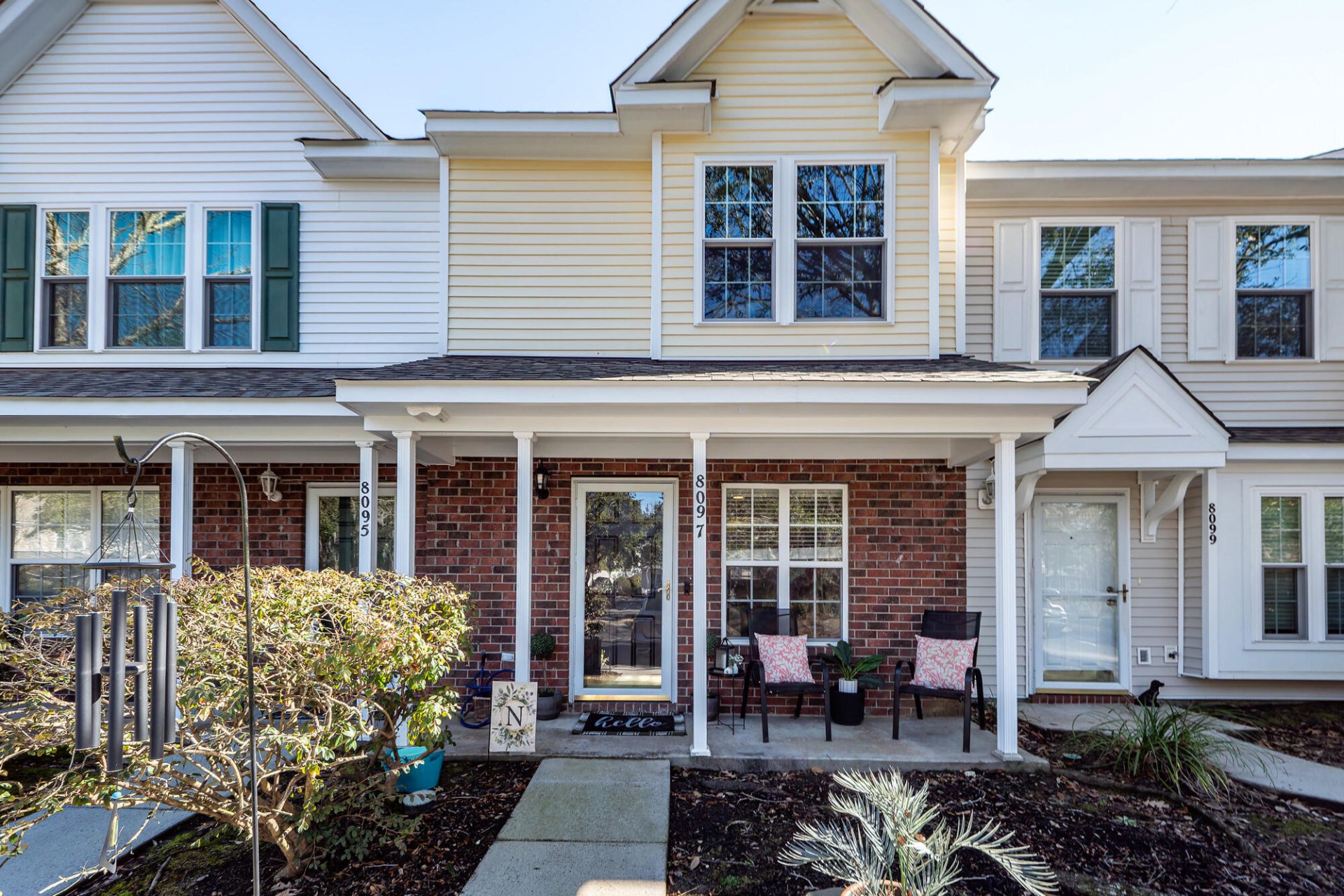 8097 Shadow Oak Drive