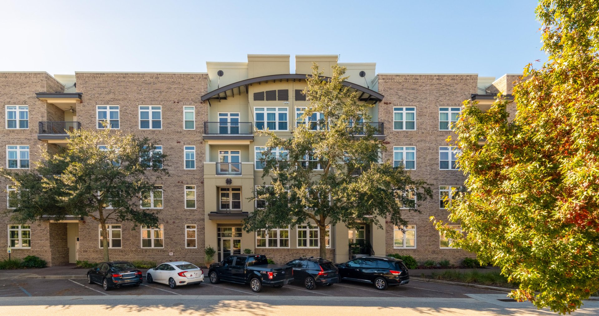 125 Pier View Street 105