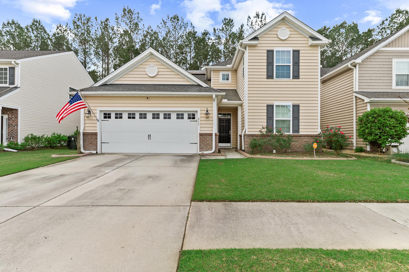 Property image 1 at 215 Overcup Loop, Summerville, SC 29486