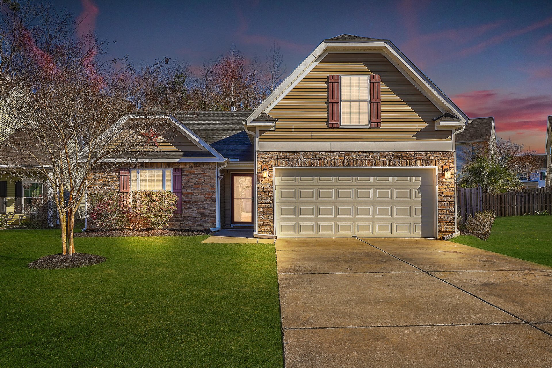 Property image 1 at 976 Cedarfield Lane, Summerville, SC 29483