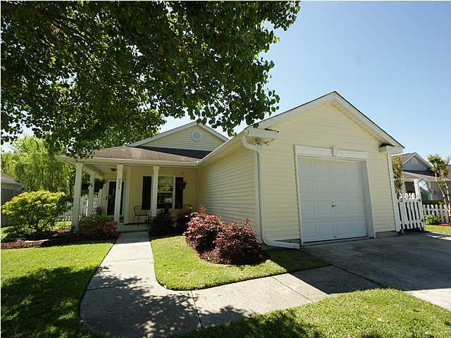Property image 1 at 221 Lytham Court, Charleston, SC 29414