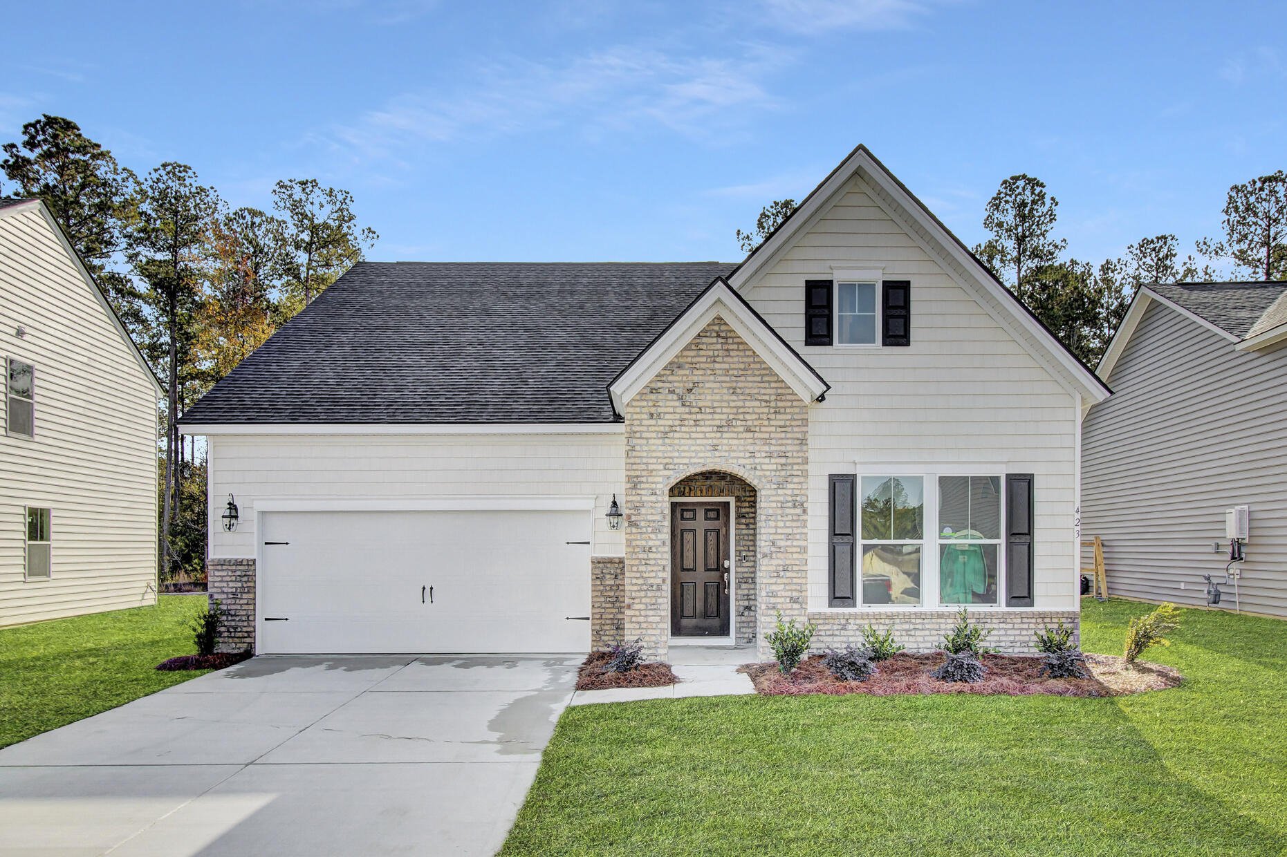 Property image 1 at 218 Red Bluff Street, Summerville, SC 29483