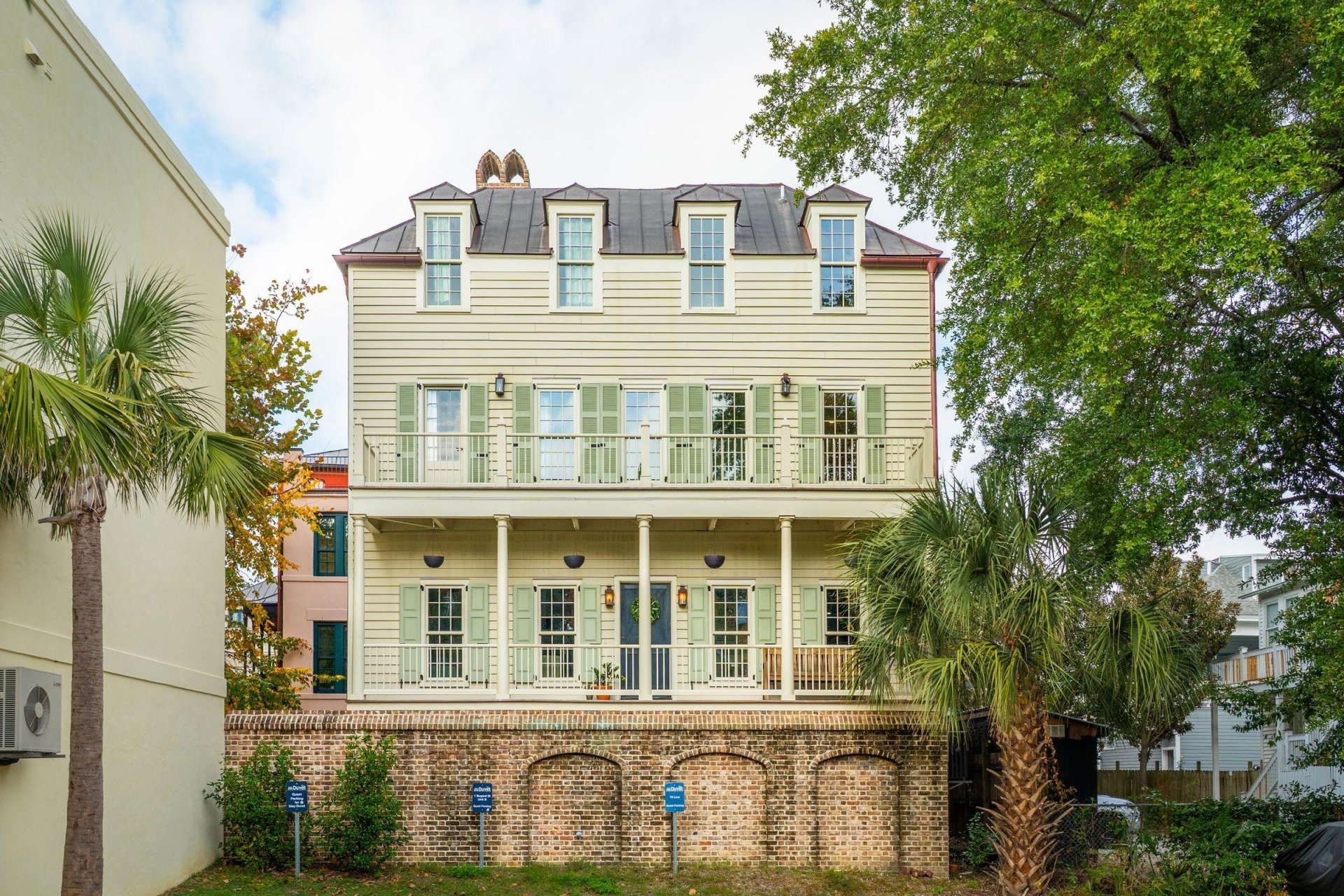 Property at 6 Catfiddle Street, Charleston, SC 29403