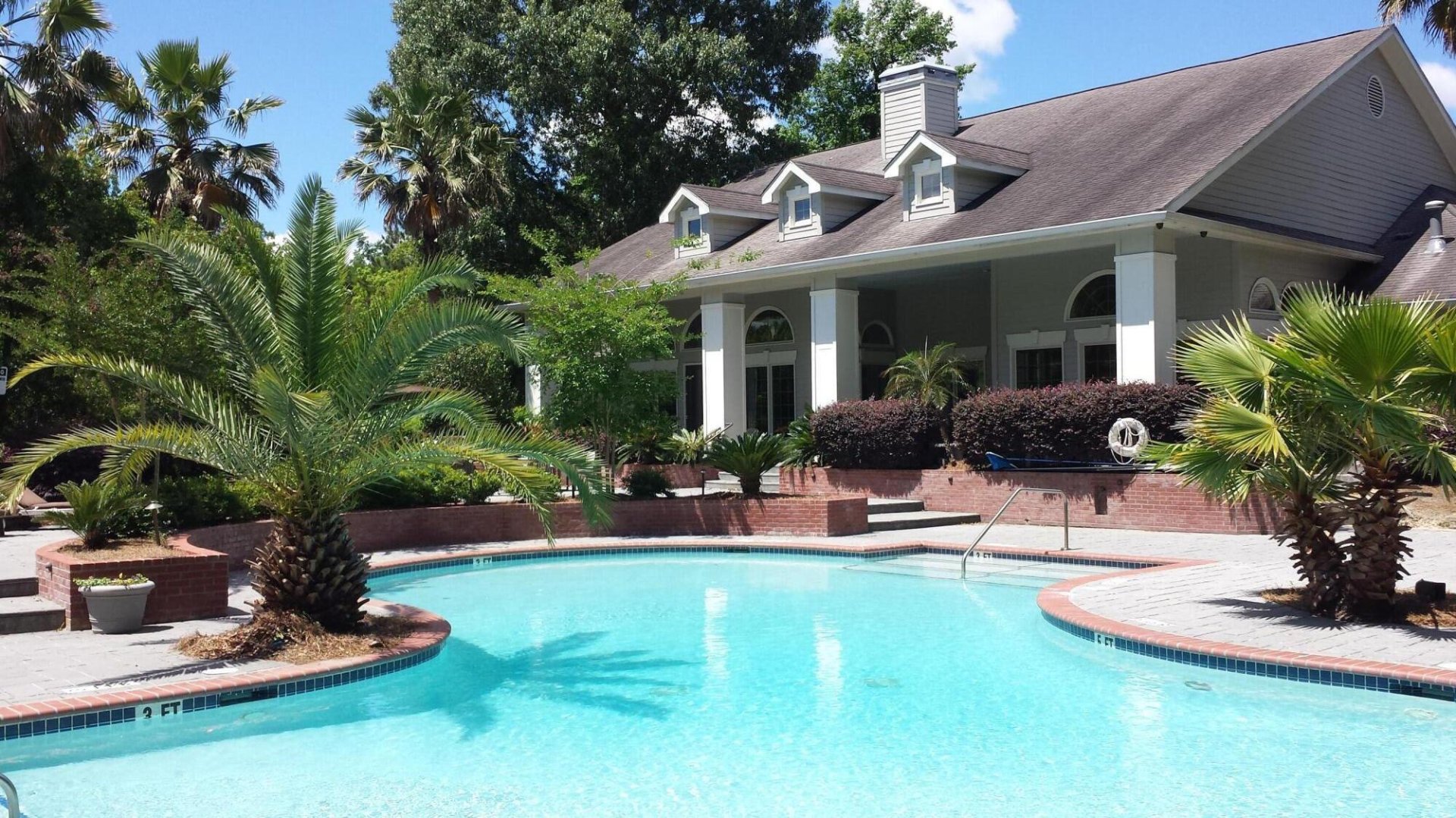 700 Daniel Ellis Drive 12305