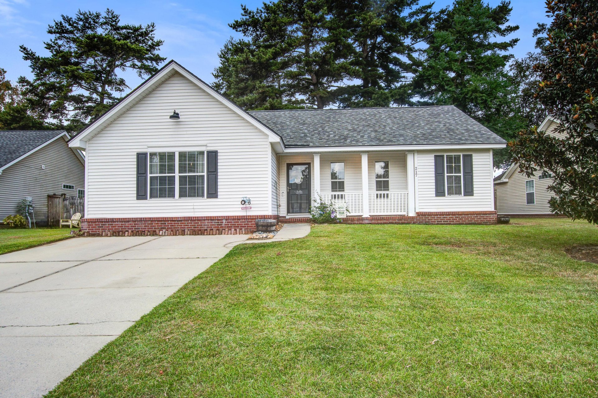 Property image 1 at 217 Mallory Drive, Charleston, SC 29414