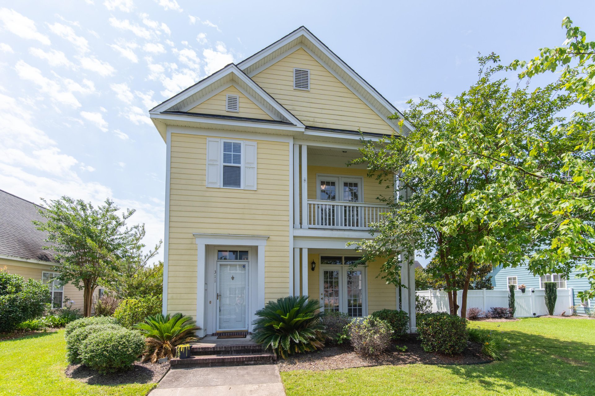 Property image 1 at 311 Foxglove Avenue, Summerville, SC 29483