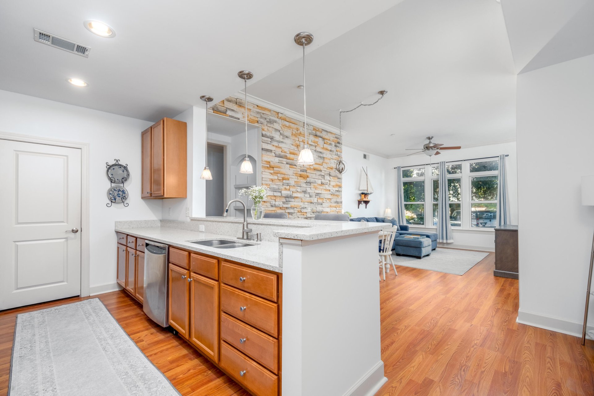 Property image 1 at 135 Pier View Street 105, Charleston, SC 29492