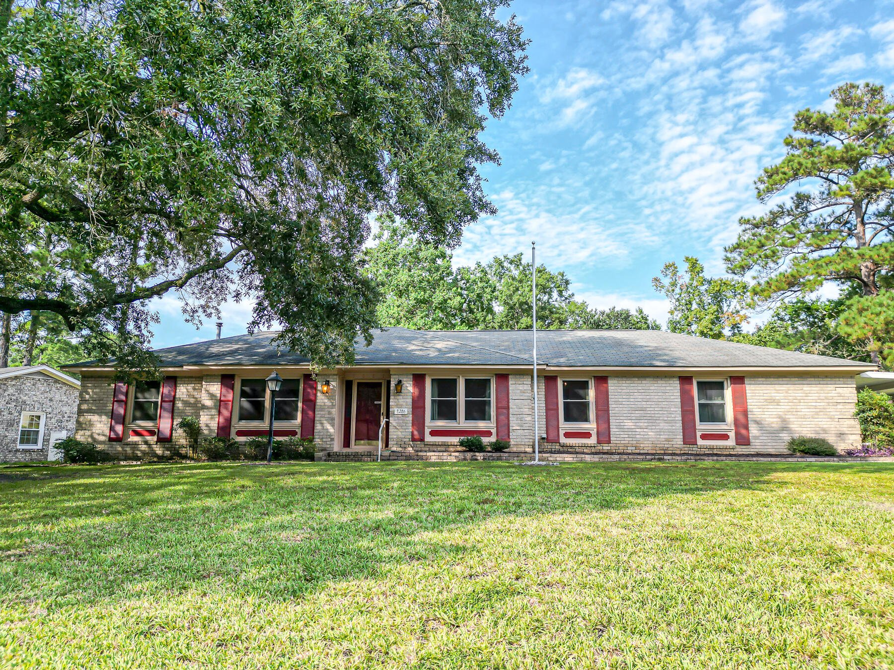 Property image 1 at 8286 Delhi Road, North Charleston, SC 29406