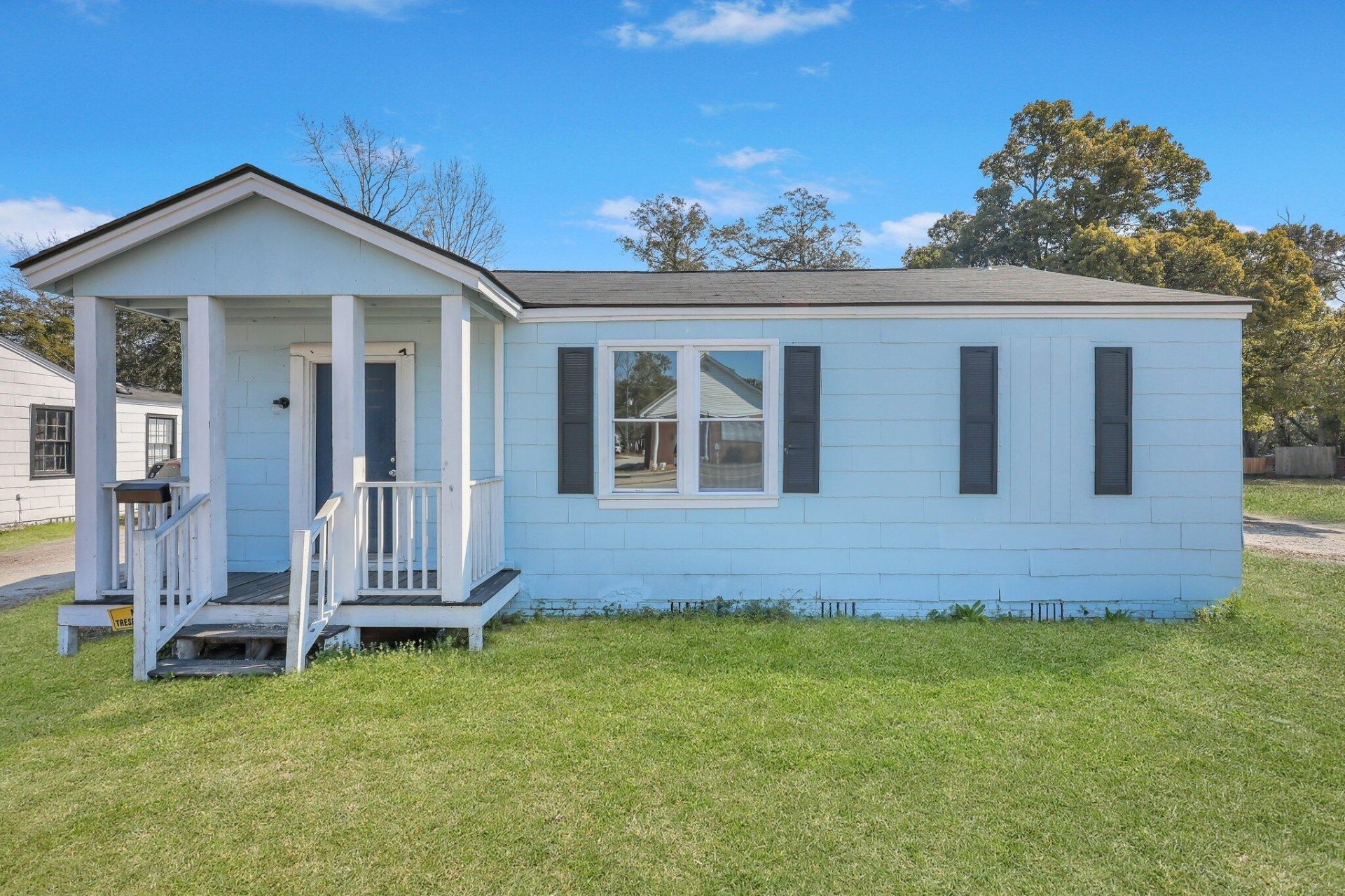 2125 Cosgrove Avenue