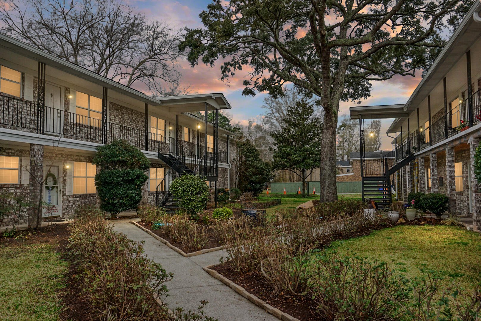 516 Arlington Drive Apt B5