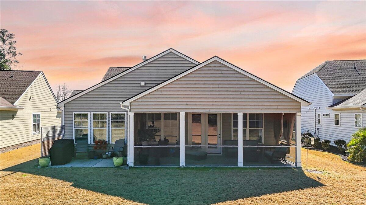 568 Four Seasons Boulevard