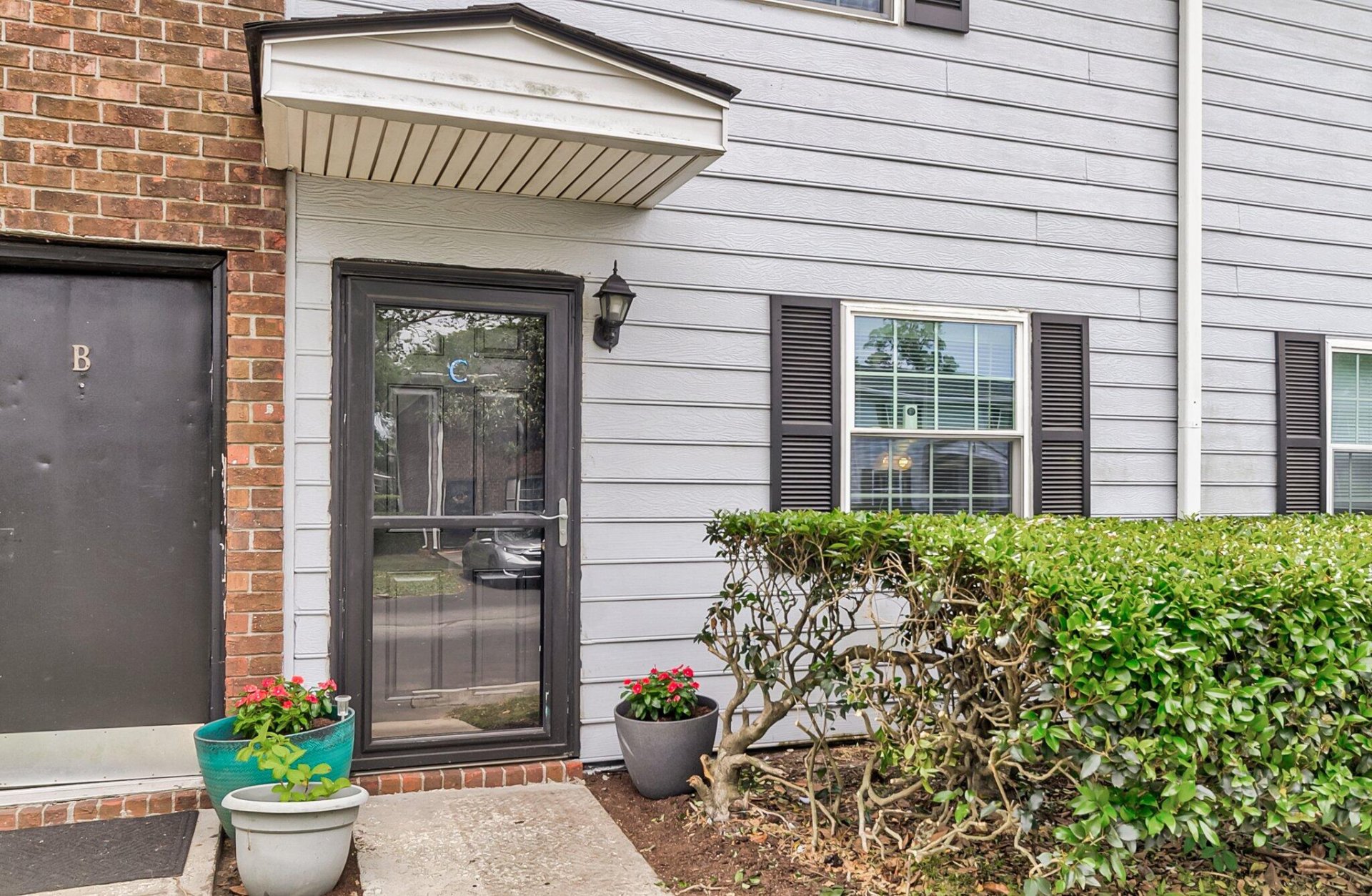 Property at 21 Rivers Point Row Apt C, Charleston, SC 29412