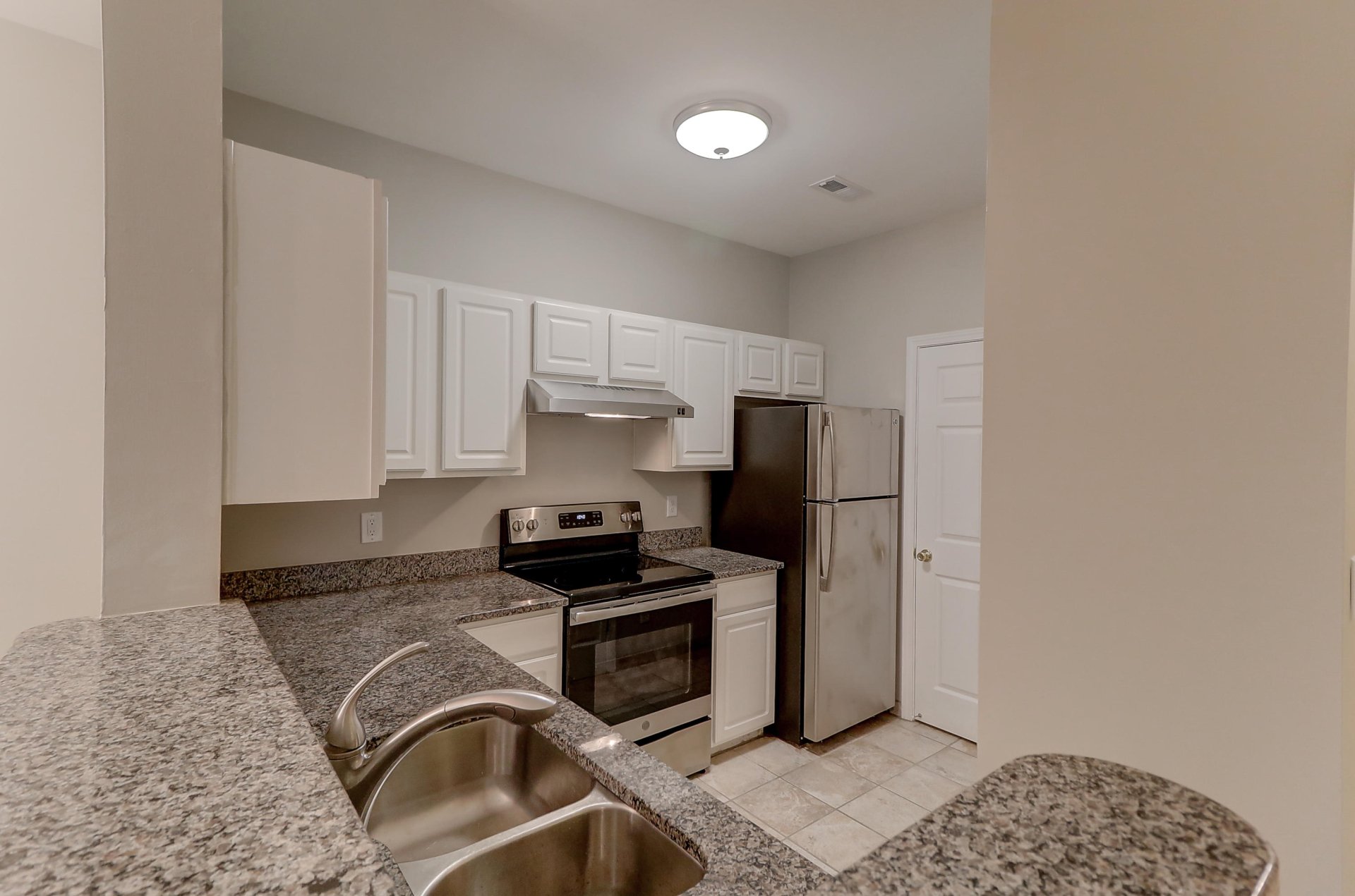 Property image 1 at 1600 Long Grove Drive 824, Mount Pleasant, SC 29464