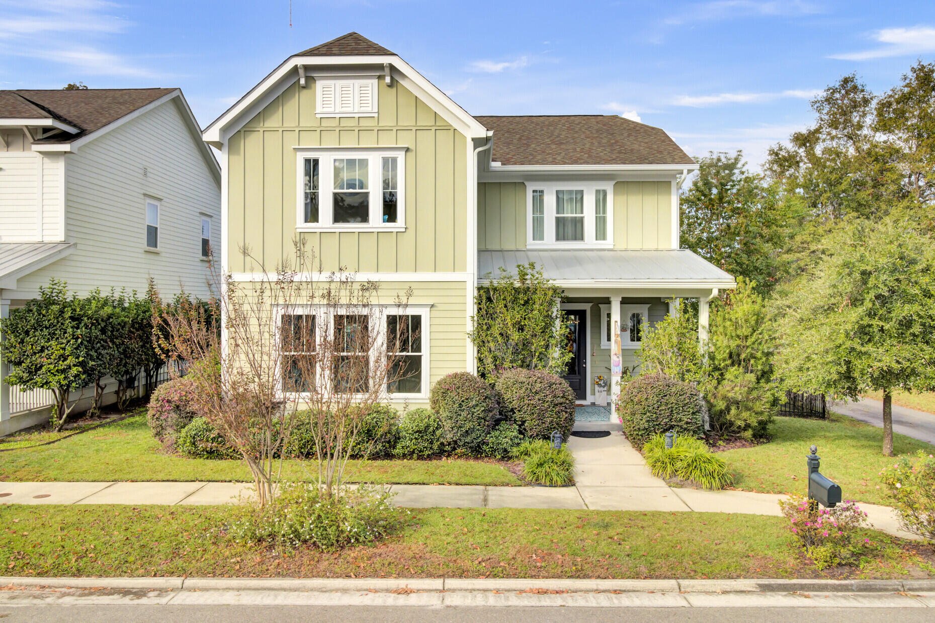 Property image 1 at 211 Ilderton Street, Summerville, SC 29483