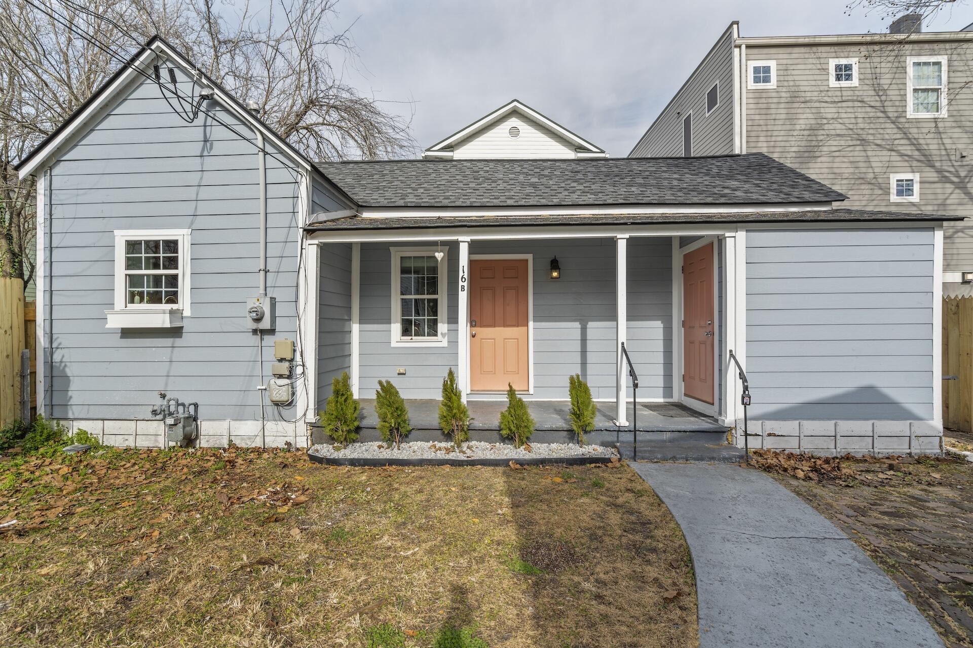 16 B Strawberry Lane