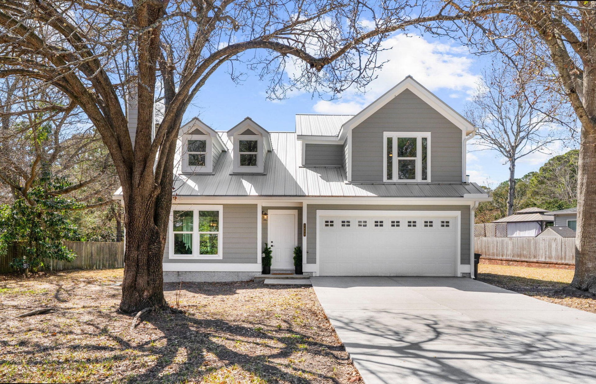 1483 Diamond Boulevard