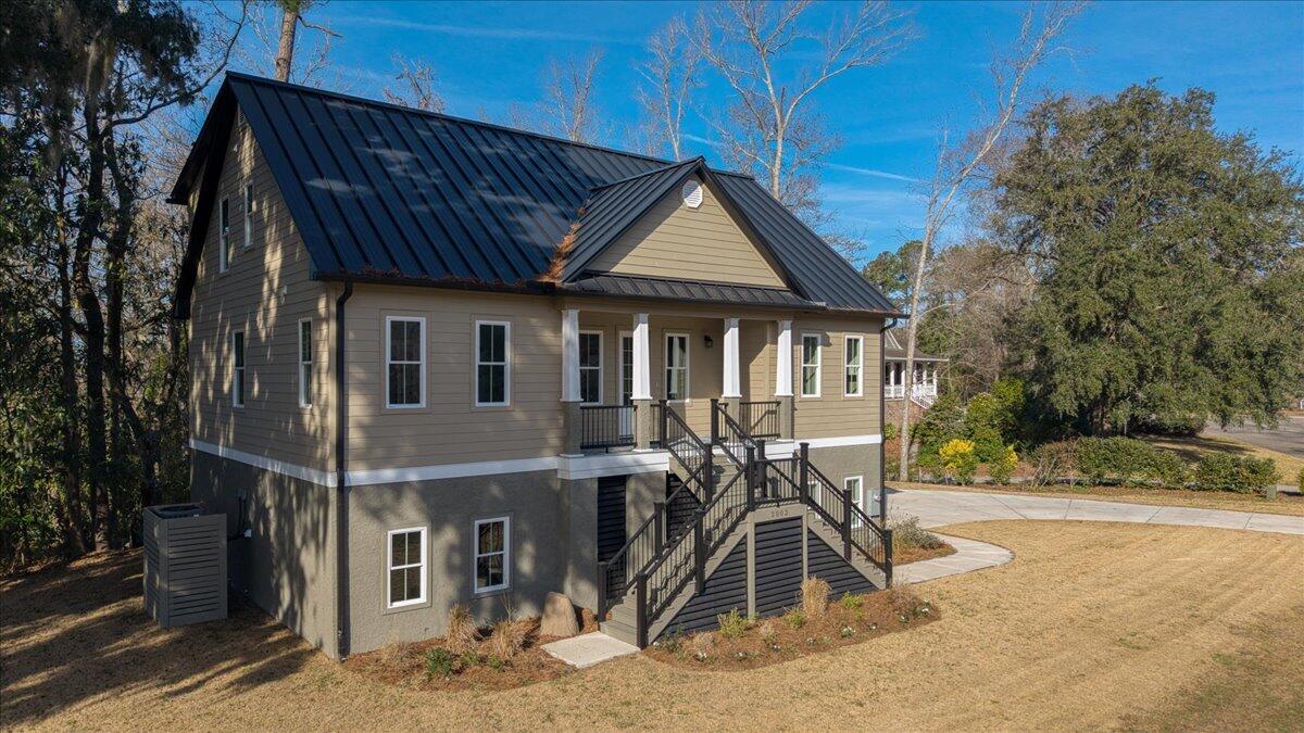 Bakers Landing, North Charleston community