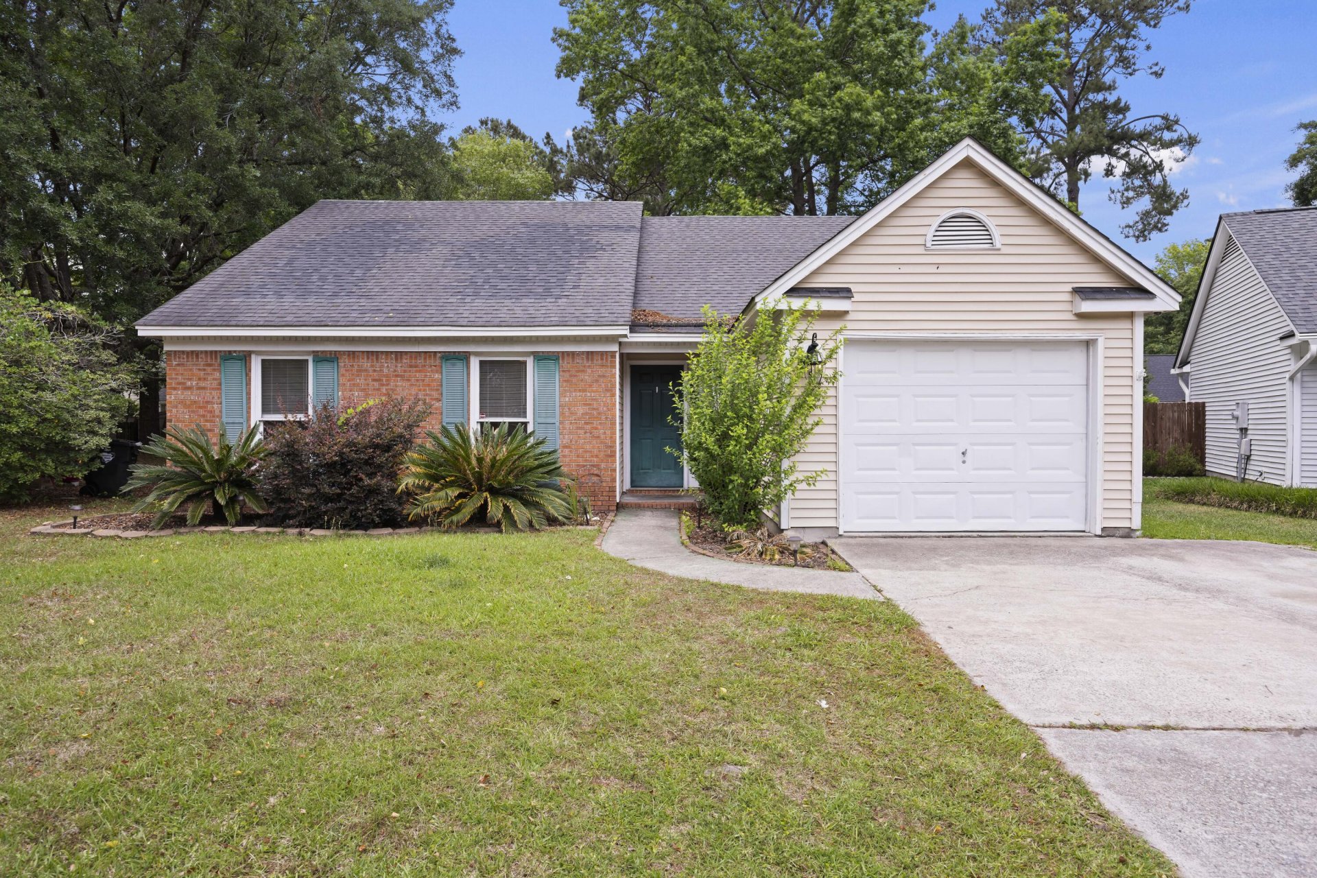 Property at 111 Macfarren Lane, Summerville, SC 29485