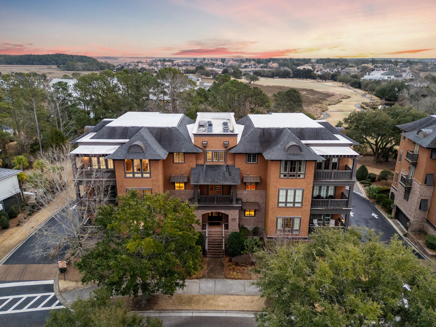 250 Island Park Drive 205