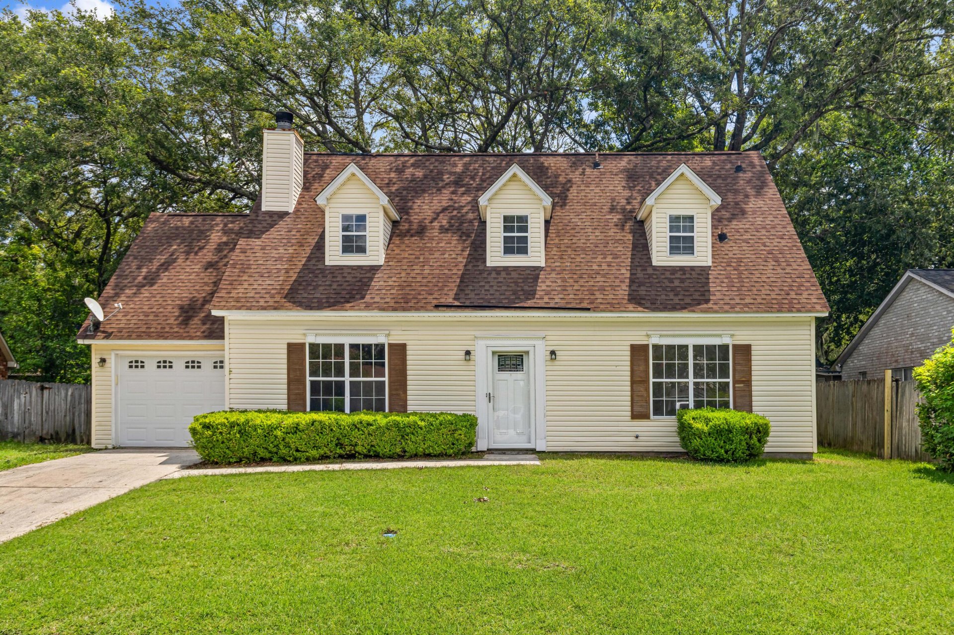 Property image 1 at 136 Old Saybrook Road, North Charleston, SC 29418