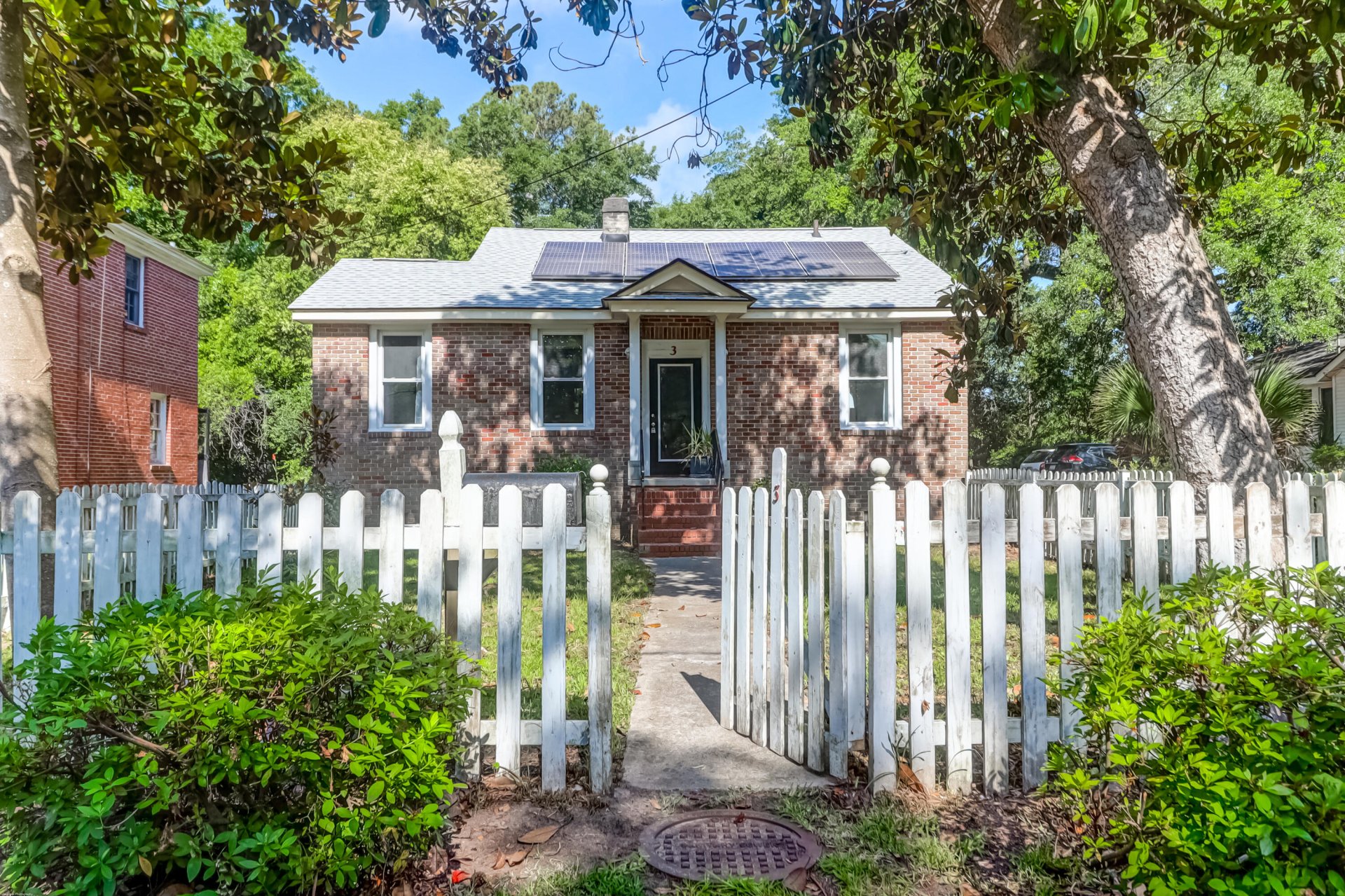 Property image 1 at 3 Riverside Drive, Charleston, SC 29403